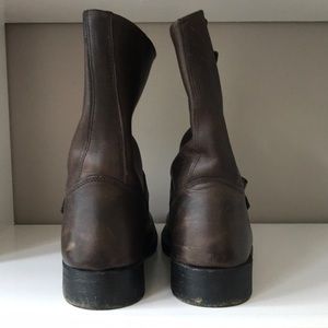 Frye Shoes - Slightly worn Frye boots. Frye Shoes - Slightly worn Frye boots.